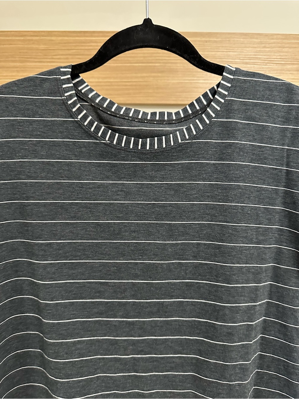 Lululemon Cates Tee - Picture 6 of 11